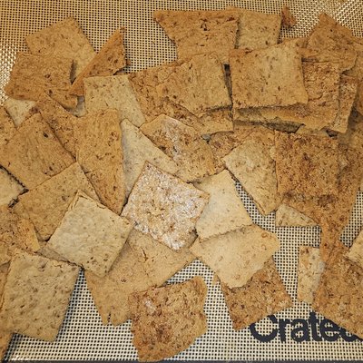 Discard Crackers