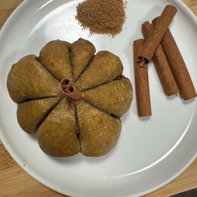 Mini Pumpkin Shaped, Brown Sugar, & Cinnamon Sourdough Loaf