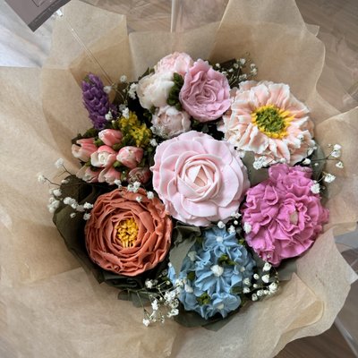 7 Cupcake bouquet -PREMIUM