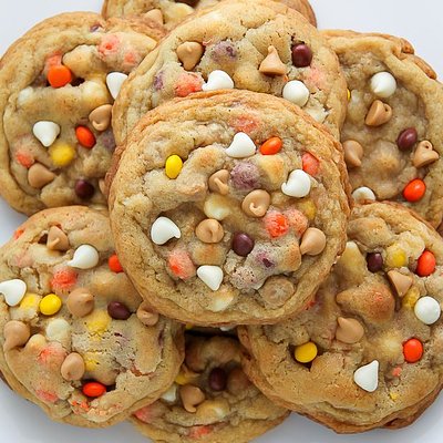 Reese's Pieces White Chocolate Chip Cookies