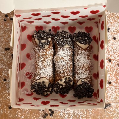 Cannolis