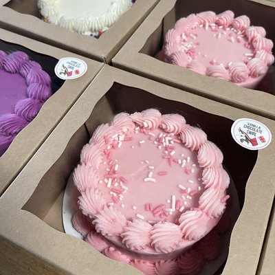Custom Lunchbox Cake