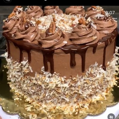 Custom Cakes (6-10 In)