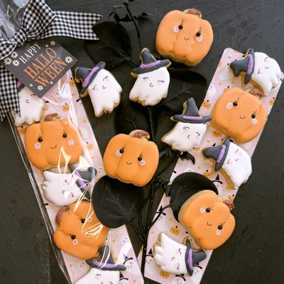 The little Boo Crew