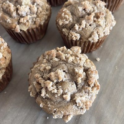 Jumbo Apple Cinnamon Streusel Muffins - 3pc (about 141 g each)