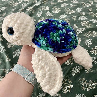 Ocean Breeze Sea Turtle