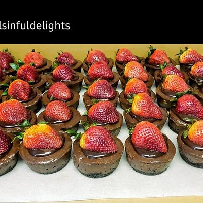 Double Chocolate With Strawberries 