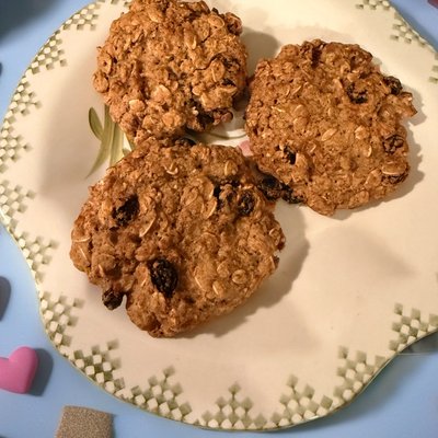 Cowgirl Julie-oatmeal Cookie