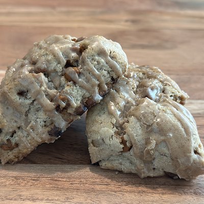Scones- Cinnamon Chip With Espresso Glaze GF (6)