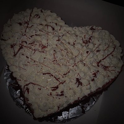 🥀 The Midnight Masterpiece (10" Round or Heart)