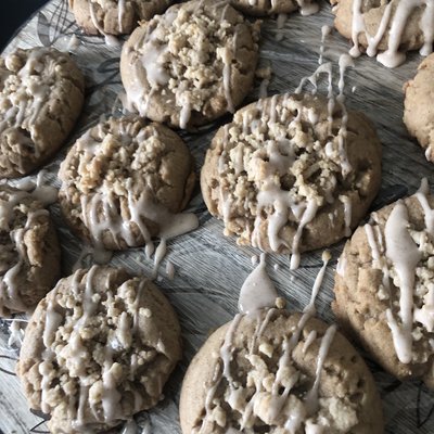 coffee cake crumble cookies