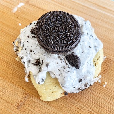 (4) Oreo SD Cinnamon Rolls 