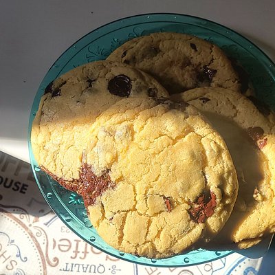 Chocolate Chip and Walnut Cookies