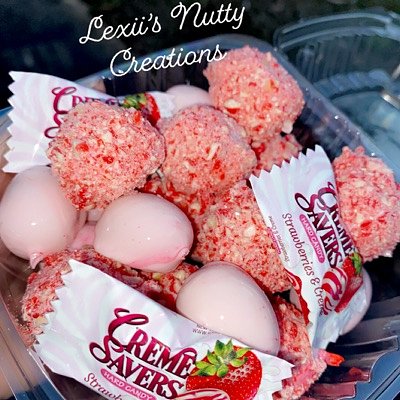 Strawberry Crème Saver Candy Grapes