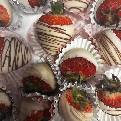 White Chocolate Covered Strawberries 