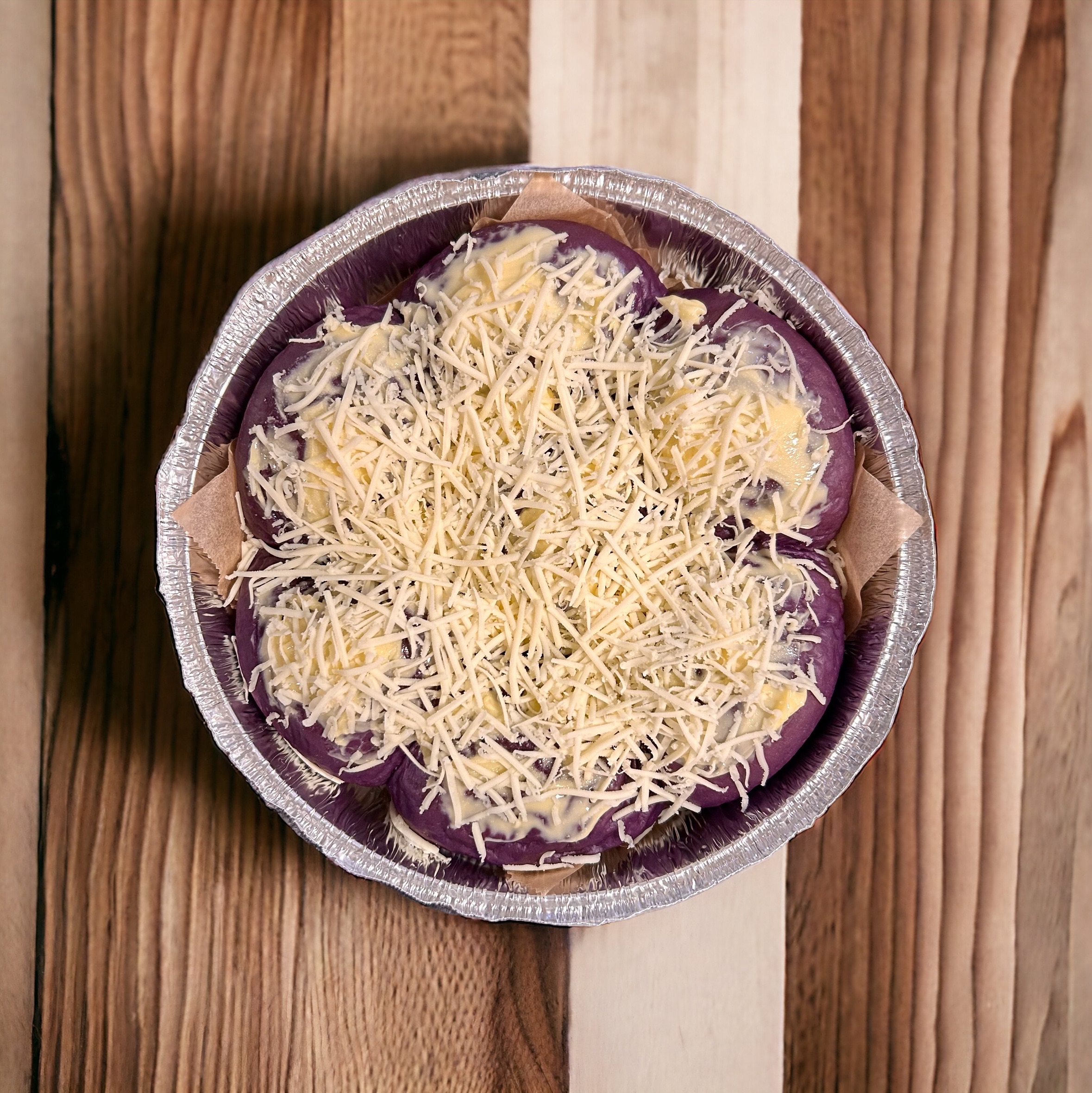 Ube Pan de Siosa