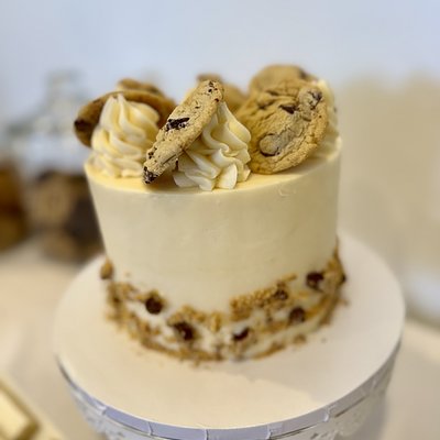 6” Round cake