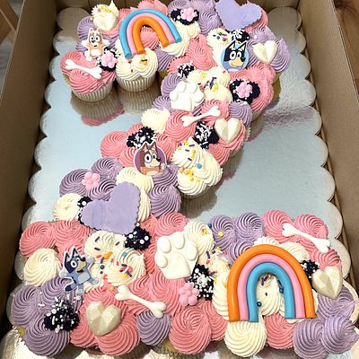 Cupcake Cake 