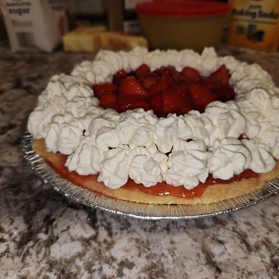 Strawberry Bavarian Cream Pie
