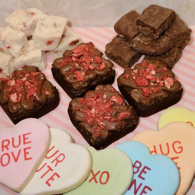 Valentine’s Day Gift Box