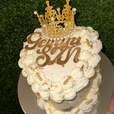 6 Inch Heart Cake 