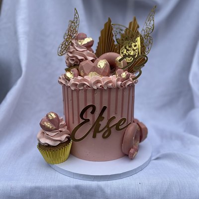 Birthday Custom Cake