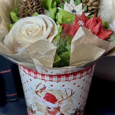 Christmas Bouquet in Tin