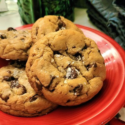 Brown Butter Sourdough Chocolate Chip Cookies