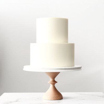 Mini 2-Tier Cake (serves 20)