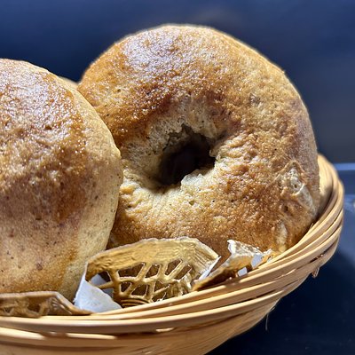 Gluten-free Bagels (Plain, Everything, Sesame) 