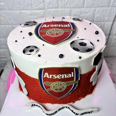 Three layered 8" Round cake