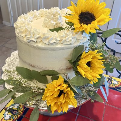 8” Layer Cake With 3 Layers And Fresh Flowers
