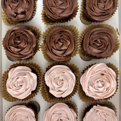 Custom Cupcakes 