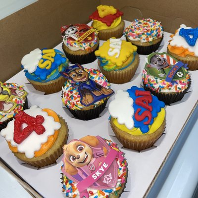 Custom Cupcakes 24ct