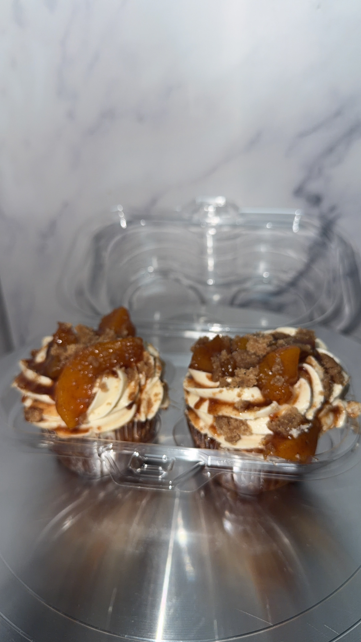 Peach Cobbler Cupcakes  6ct