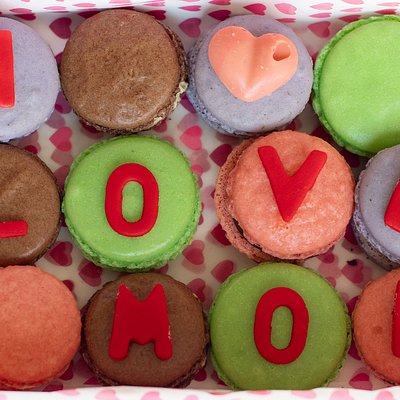 Valentine’s Day  Mother’s Day French Macarons Message