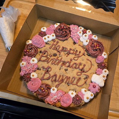10" Round Decorated Cookie Cake