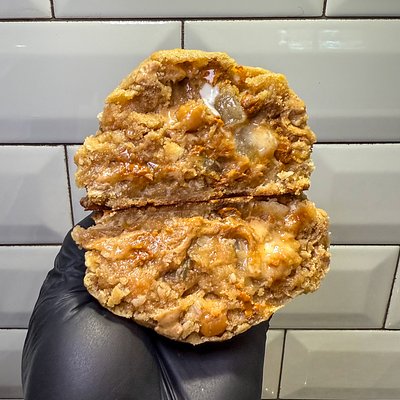 Mega: Apples & Peanut Butter