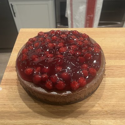 Chocolate cherry cheesecake