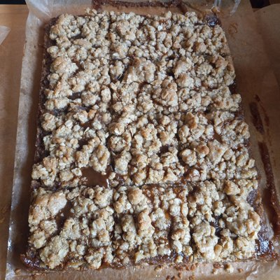 Salted Carmel Apple Butter Bars  8x8