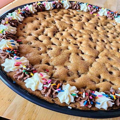 Chocolate Chip Cookie Cake 12”