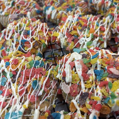 4 Fruity Pebbles 