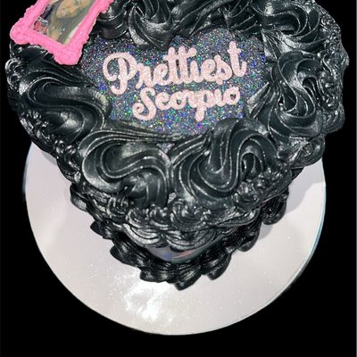 6” Heart cake