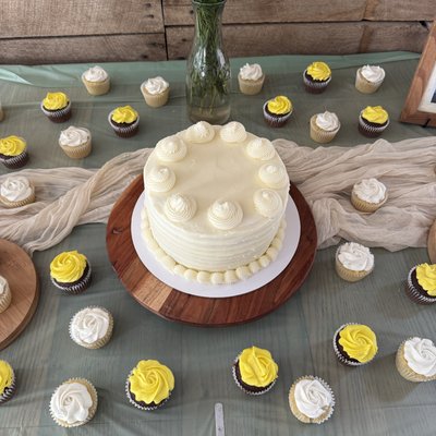 Specialty Cakes 