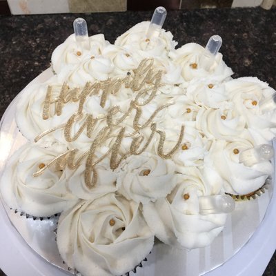 Cupcake Cake With Topper 12 Cannabis Infused Vanilla Cake With Buttercream Frosting Feeds 12 Ppl