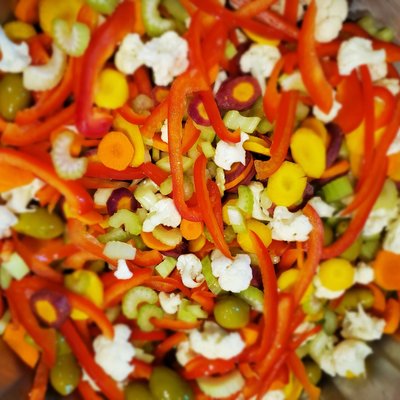 Pickled Giardiniera Vegetables (12 oz)