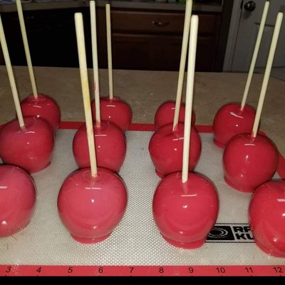 Candy Apples 