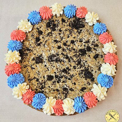 Cookies And Cream Cake - 8 Inch, 8-10 Servings