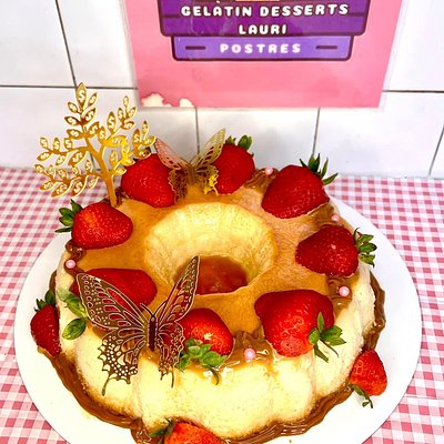 Flan Bundt With Fresh Strawberries / Flan Con Fresas