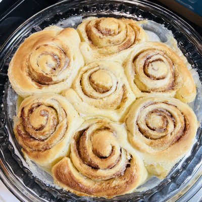 Cinnamon Rolls 